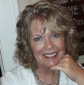 Meet your Posher, Robin